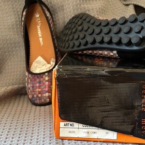 bernie mev. Woven Ballet Flat in Pink Camo